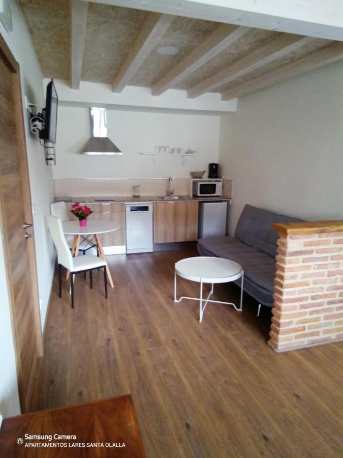 Apartamentos Lares Santa Olalla  Εξωτερικό φωτογραφία